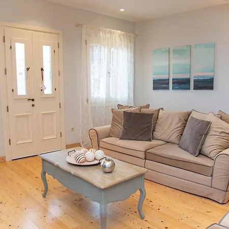 Villa Markezinis Lakones