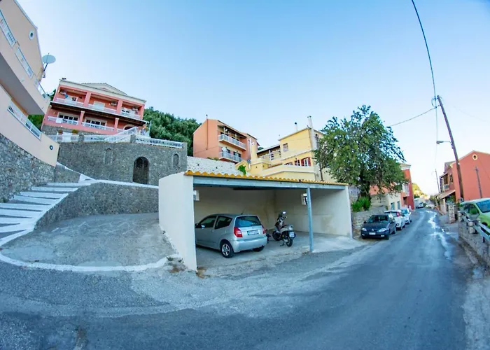 Markezinis * Lákones