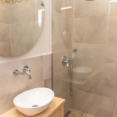 Markezinis Lákonesz