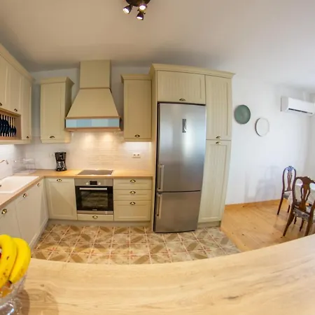 Markezinis Villa *